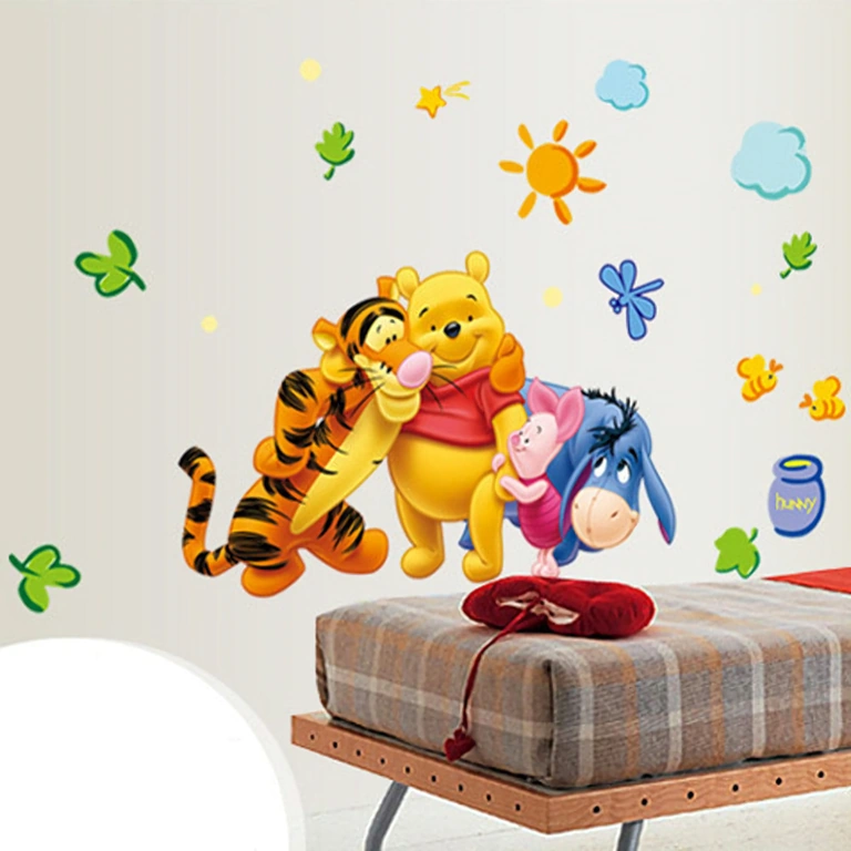 Lipdukas su Pūkuotuku ir jo draugu Kiaulyte