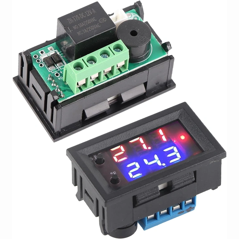 Termostatas – priekio ir galinio vaizdas Termostato priekis ir galas su ekranu ir gnybtais