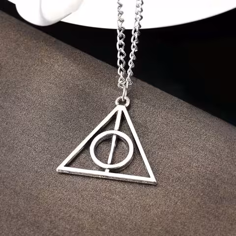 Harry Potter Deathly Hallows trikampio sidabrinis pakabukas – Magiška papuošalas