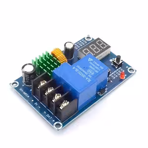 Saulės panelių įkroviklio XH-M604 valdiklis 12V–60V | Automatinis akumuliatorių reguliatorius 30A fotovoltinėms sistemoms, kemperiams, vėjo generatoriams