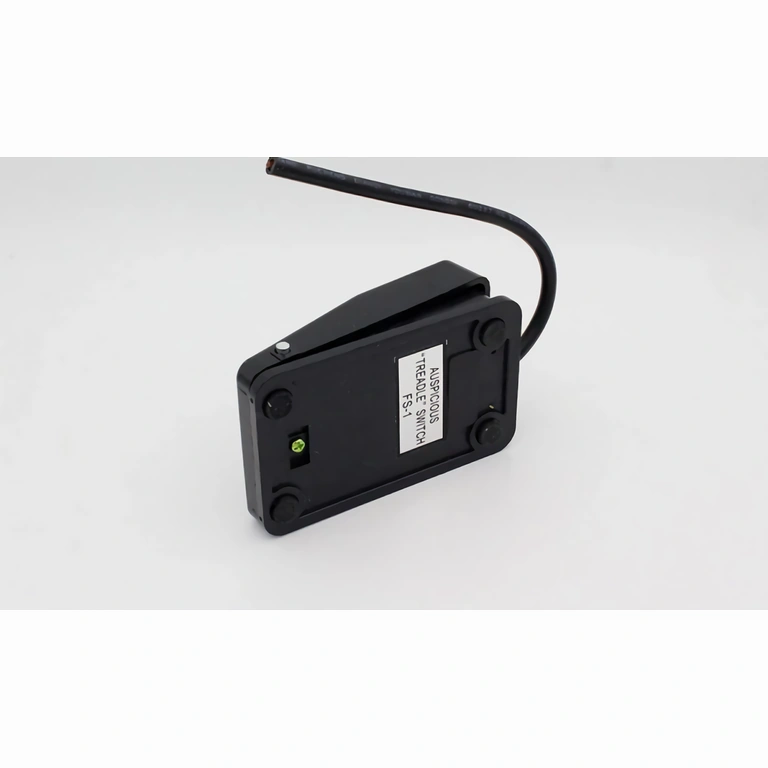 Elektrinis jungiklis su kojiniu mygtuku, montuojamas ant kabelio