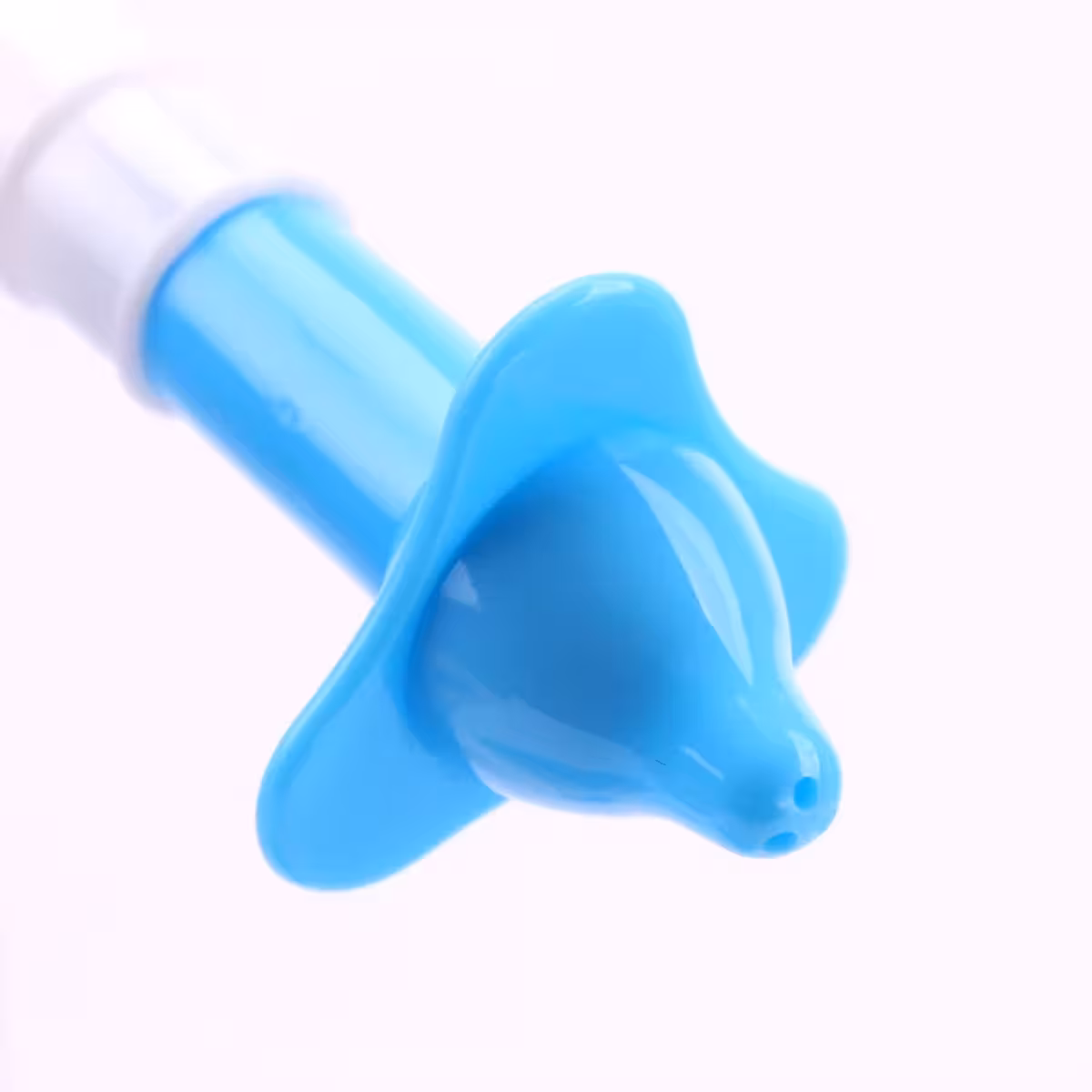 Padeda detoksikuoti ir drėkinti nosies ertmes