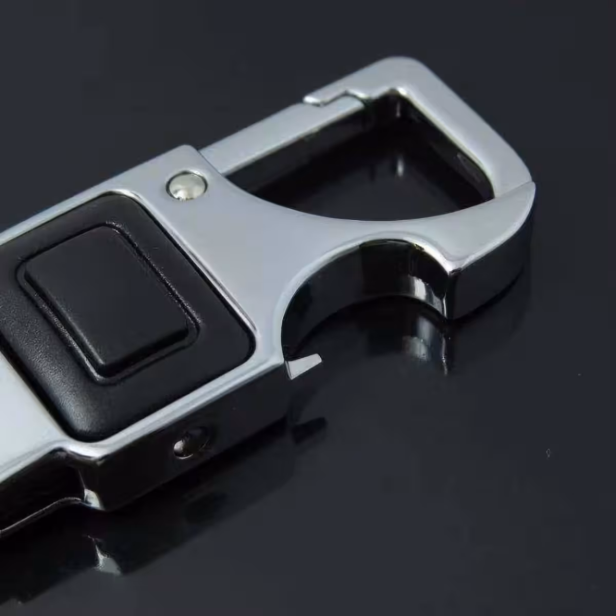 Aukštos kokybės odinis automobilinis aksesuaras