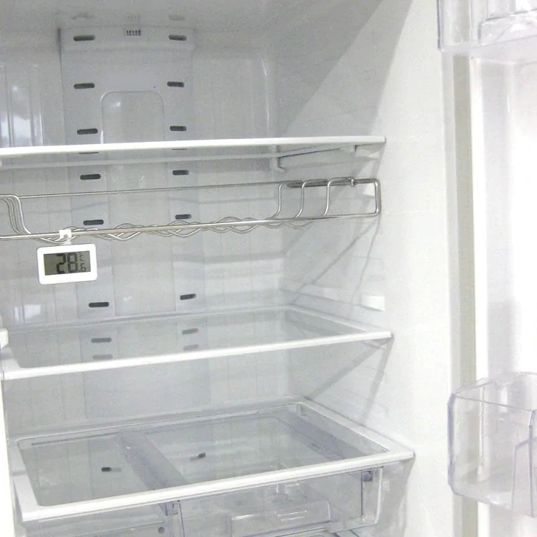 Kambario termometras atsparus drėgmei Elektroninis termometras atsparus drėgmei vonioje ar virtuvėje