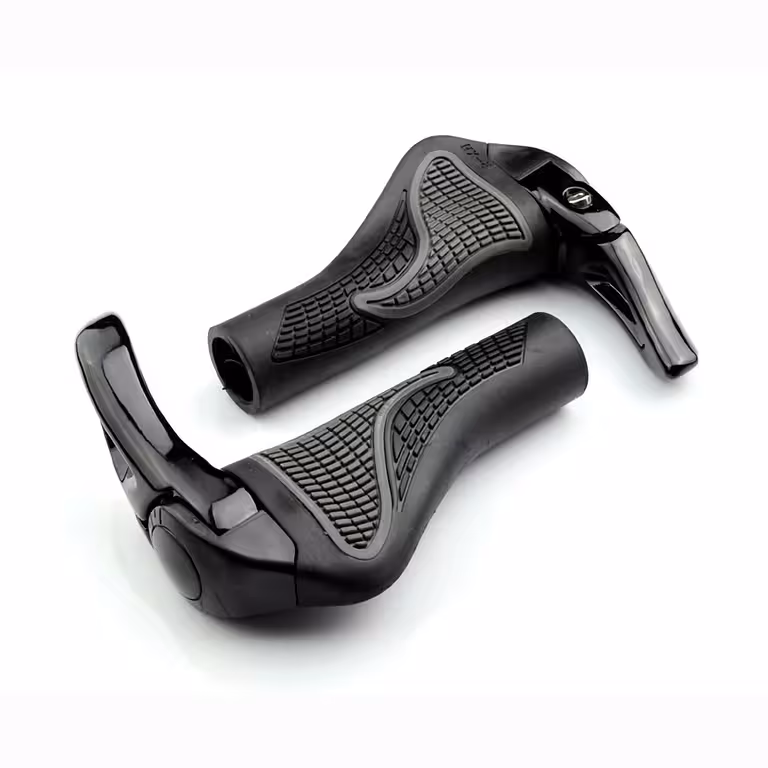 Ergonomiški MTB juodi rankenėlių galai su lock-on ragais dviračiams ir elektriniams paspirtukams