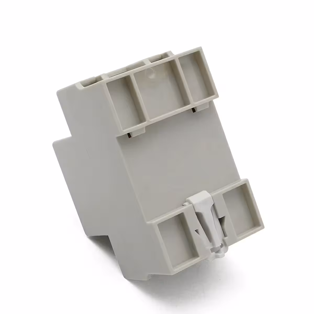 Vandens valdymo relė – įjungia siurblį nustatytuose aukšto ir žemo lygių taškuose