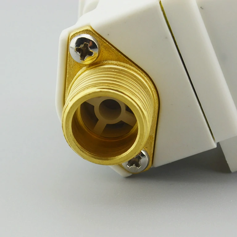 12V vandens solenoidinis vožtuvas, normaliai uždarytas, ½ colio jungtis Normaliai uždarytas 12V vandens vožtuvas, ½ colio jungtis, idealus saulės sistemoms