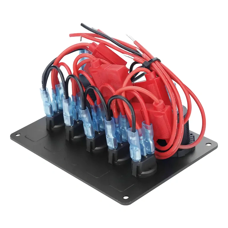 Atsparus vandeniui ir dulkėms automobilio skydelis, 5 mygtukai IP65 apsaugos automobilio skydelis, jungikliai su saugikliais, tinkamas drėgnoms ar dulkėtoms vietoms