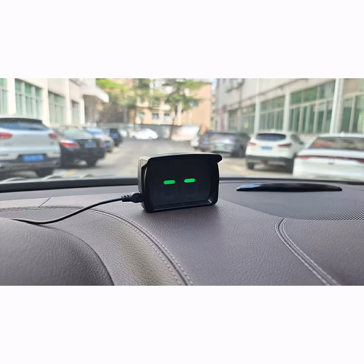 Skaitmeninis GPS greičio matuoklis suderinamas su automobiliais, motociklais, dviračiais