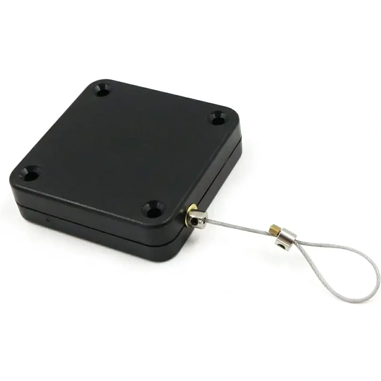 Sprendimas virtuvės ir vonios durų automatinio uždarymo sistemai