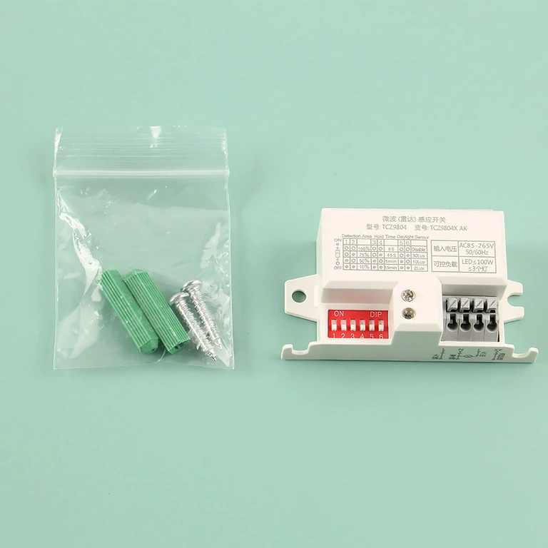 Montavimo priedai įtraukti su mikrobangų judesio jutikliu