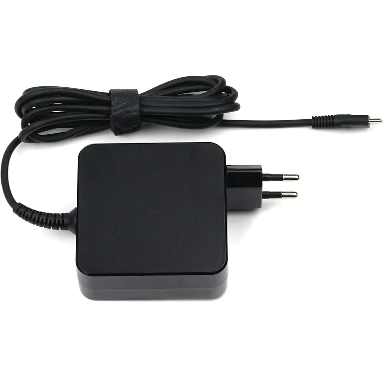 USB-C įkroviklis su apsauga nuo viršįtampių ir trumpojo jungimo