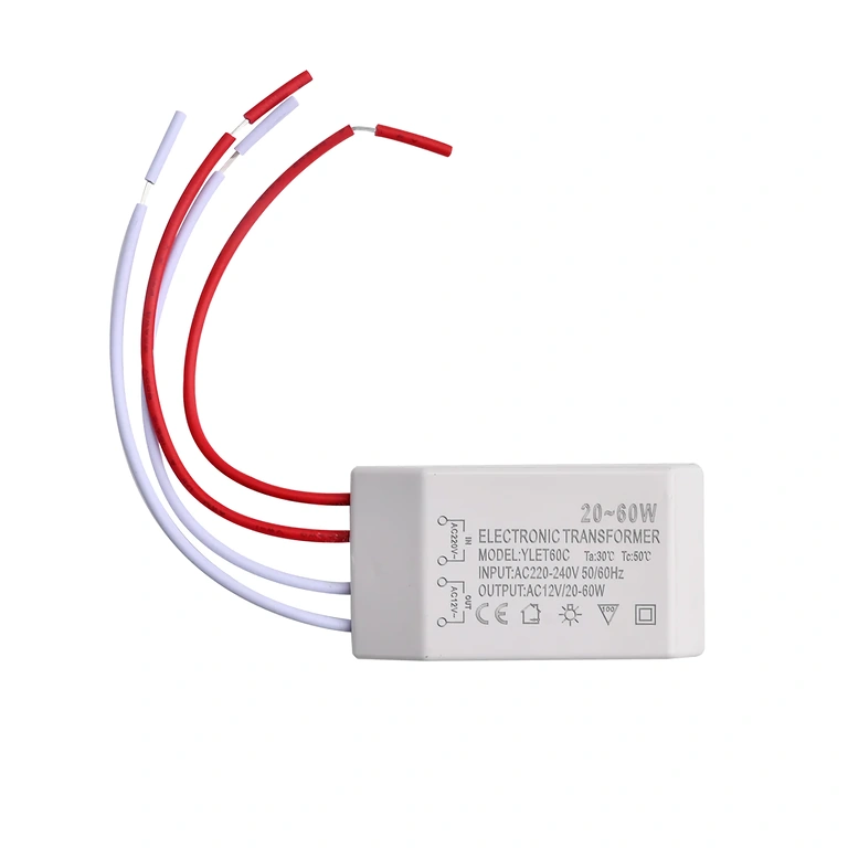 Specialus transformatorius halogeninių lempučių maitinimui 12V