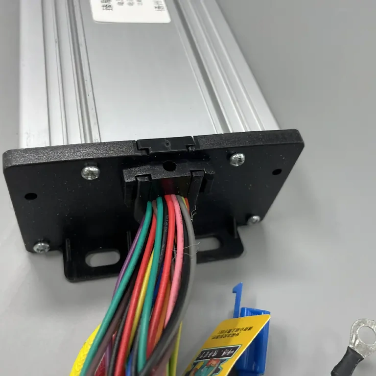 60V 45A paspirtuko valdiklis didelėms apkrovoms Elektrinio paspirtuko valdiklis 60V, maksimali srovė 45A