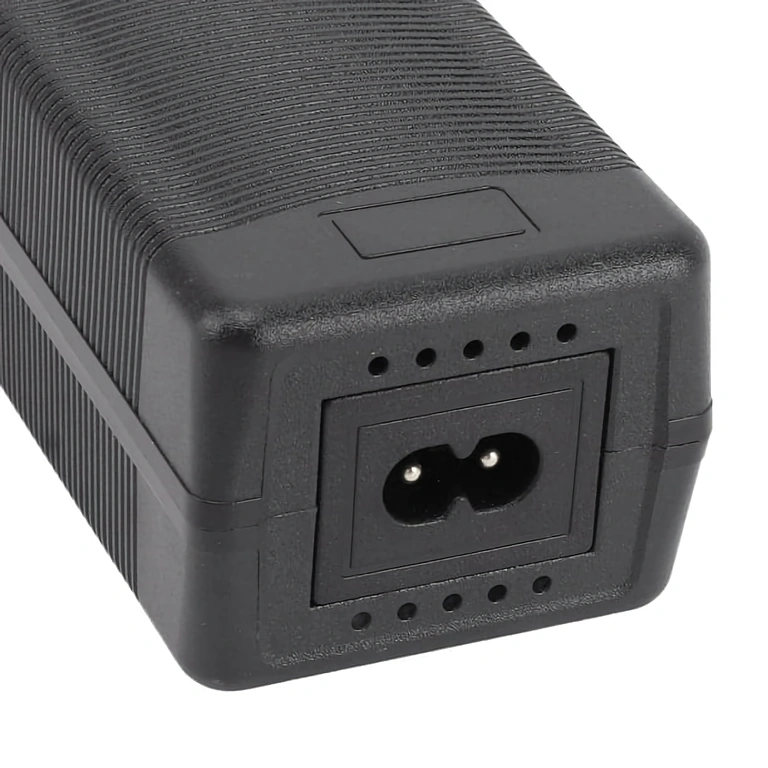 Įkroviklis su 3 kontaktų GX16 jungtimi 52V–58,8V 2A įkroviklis su GX16 (3 kontaktų) jungtimi dviračiams ir paspirtukams off-brand