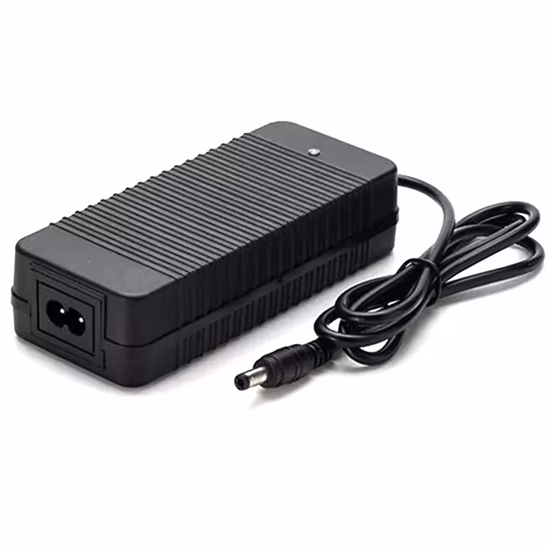 21V 2A Li-Ion įkroviklis 18650 akumuliatoriui, 18V ir BMS 5S