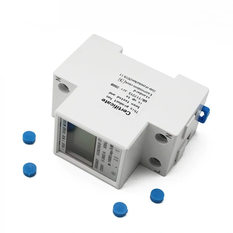 Energijos skaitiklis su tiksliu elektroniniu veikimu
