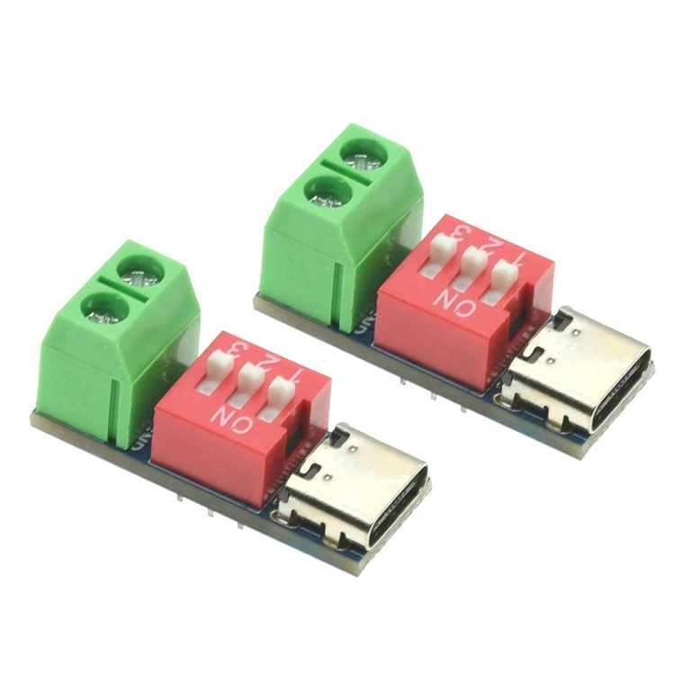 Įtampos pasirinkimas 5V–20V per DIP